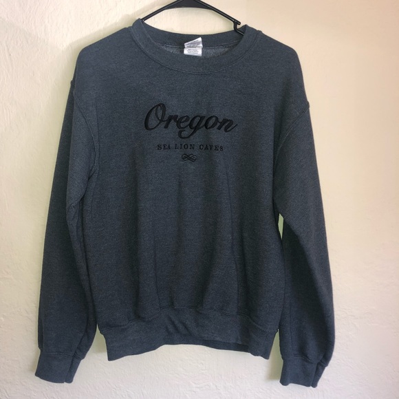 Other - ✨50% OFF✨ oregon sweater